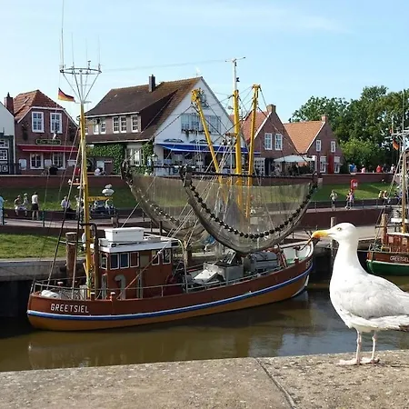 With 2 Bedrooms Greetsiel